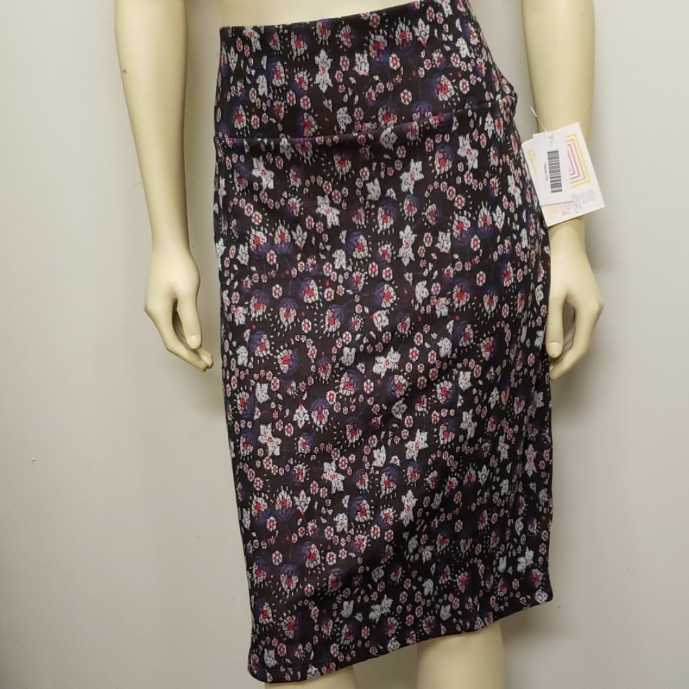LuLaRoe skirt